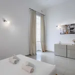 Unique Four Bedroom Townhouse One Minute Away From The Seafront Hébergement de vacances *