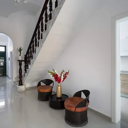 別荘 Unique Four Bedroom Townhouse One Minute Away From The Seafront *