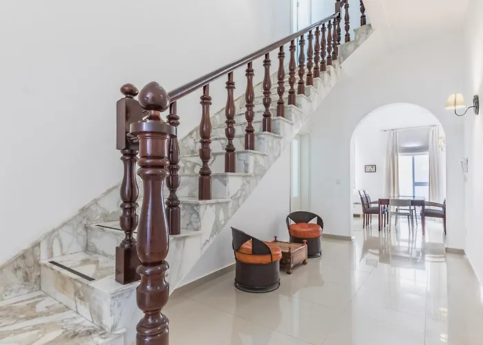 Unique Four Bedroom Townhouse One Minute Away From The Seafront * Sliema